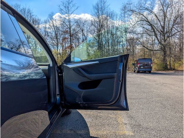 2023 Tesla Model Y Long Range AWD - 23028736 - 10