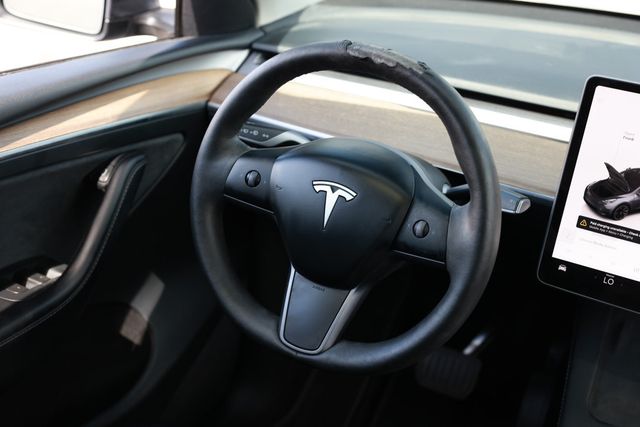 2023 Tesla Model Y Long Range AWD - 23014257 - 34