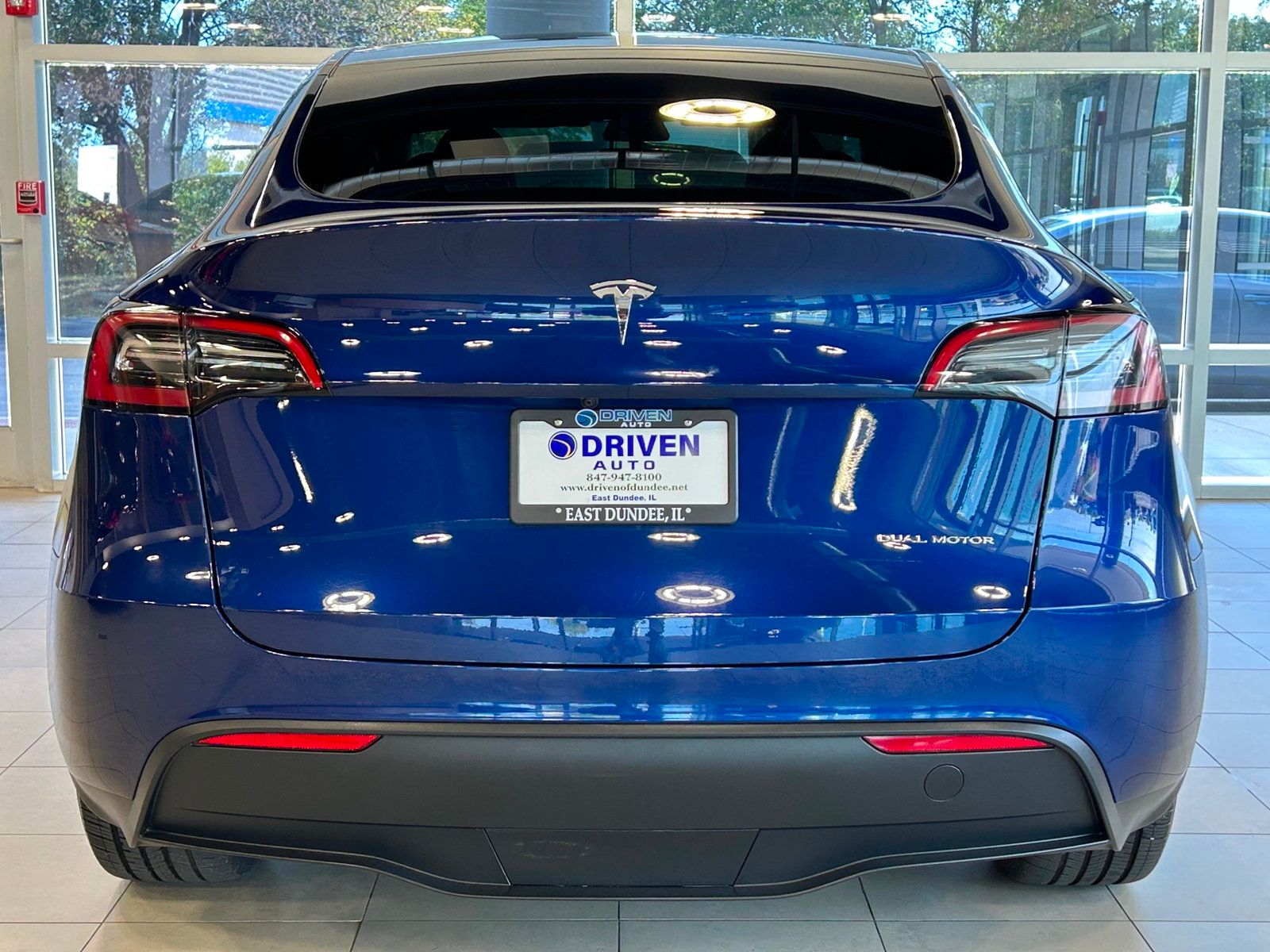 2023 Tesla Model Y Long Range photo 10