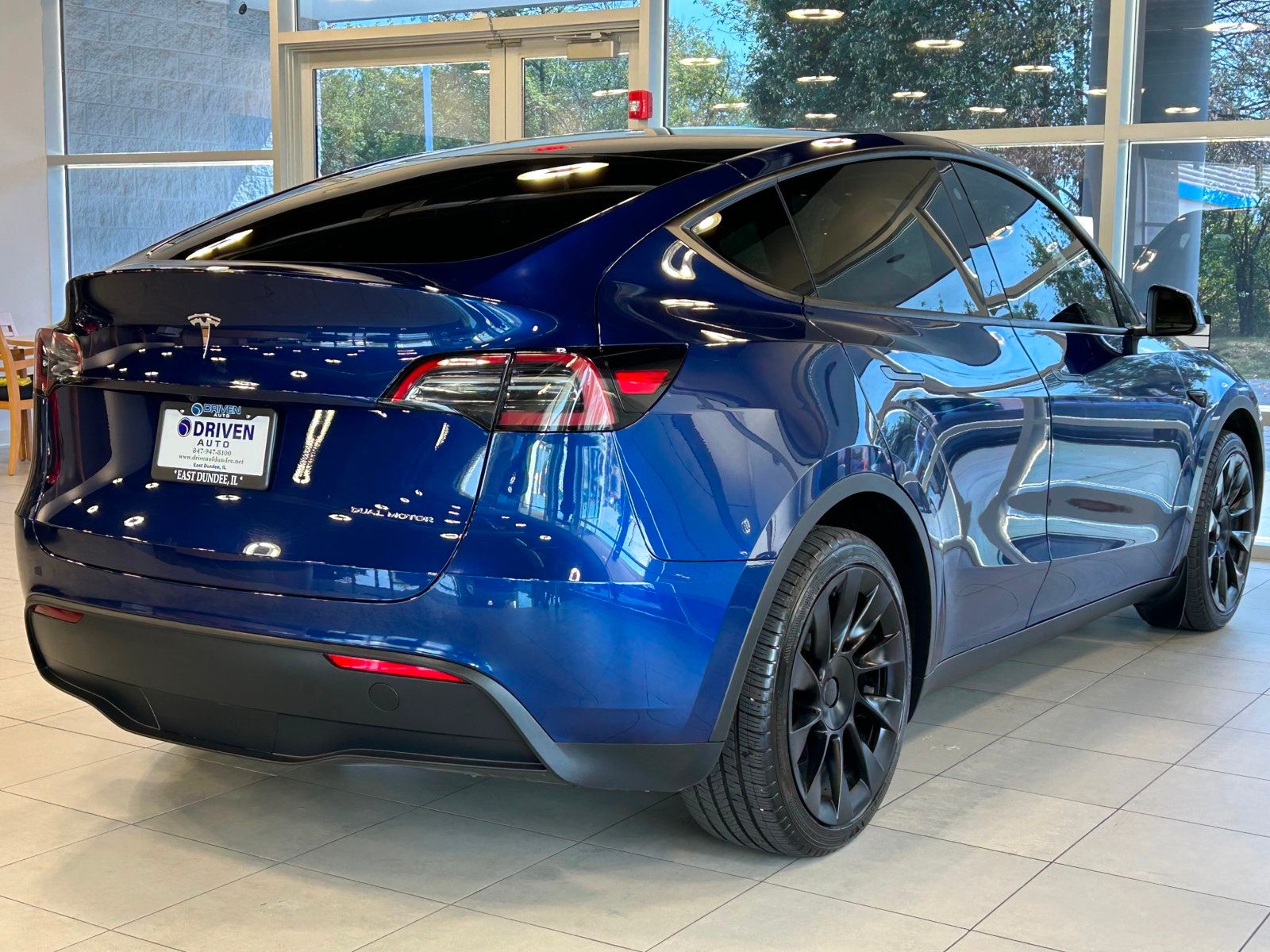 2023 Tesla Model Y Long Range photo 12