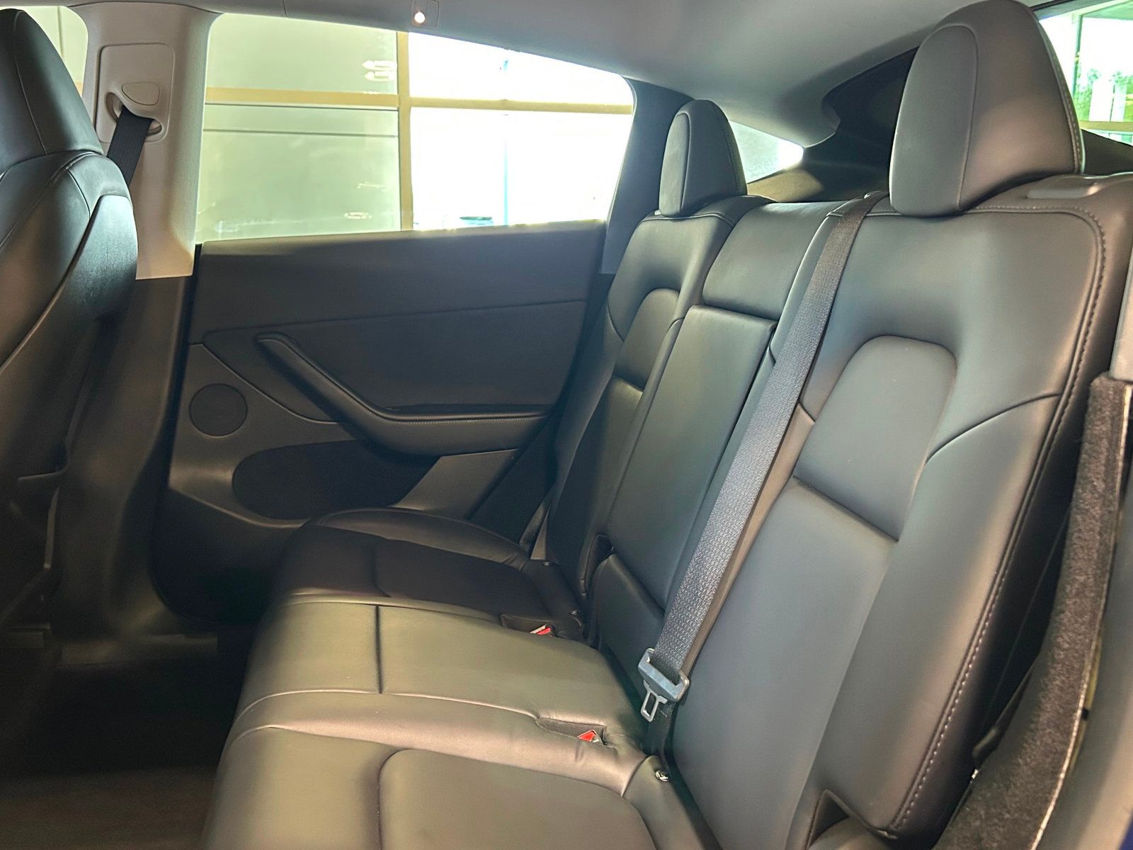 2023 Tesla Model Y Long Range photo 21