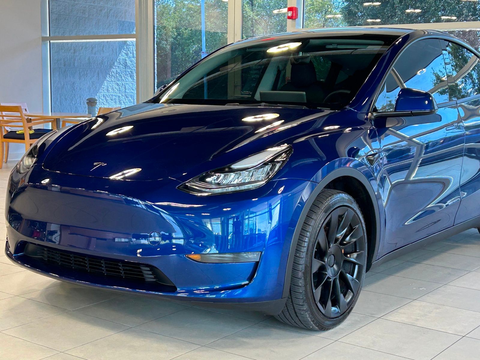 2023 Tesla Model Y Long Range photo 3
