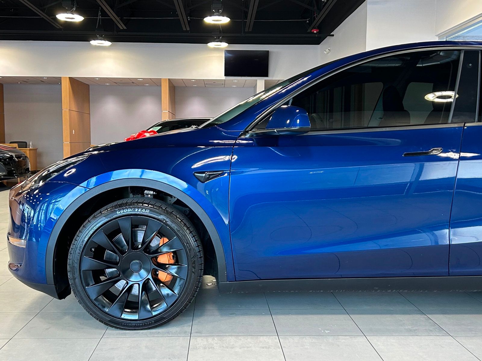 2023 Tesla Model Y Long Range photo 8