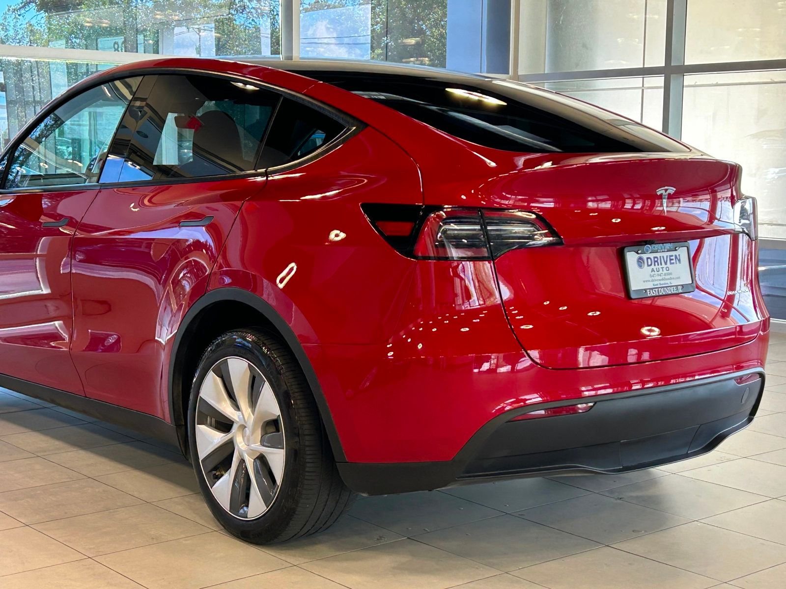 2023 Tesla Model Y Long Range photo 13