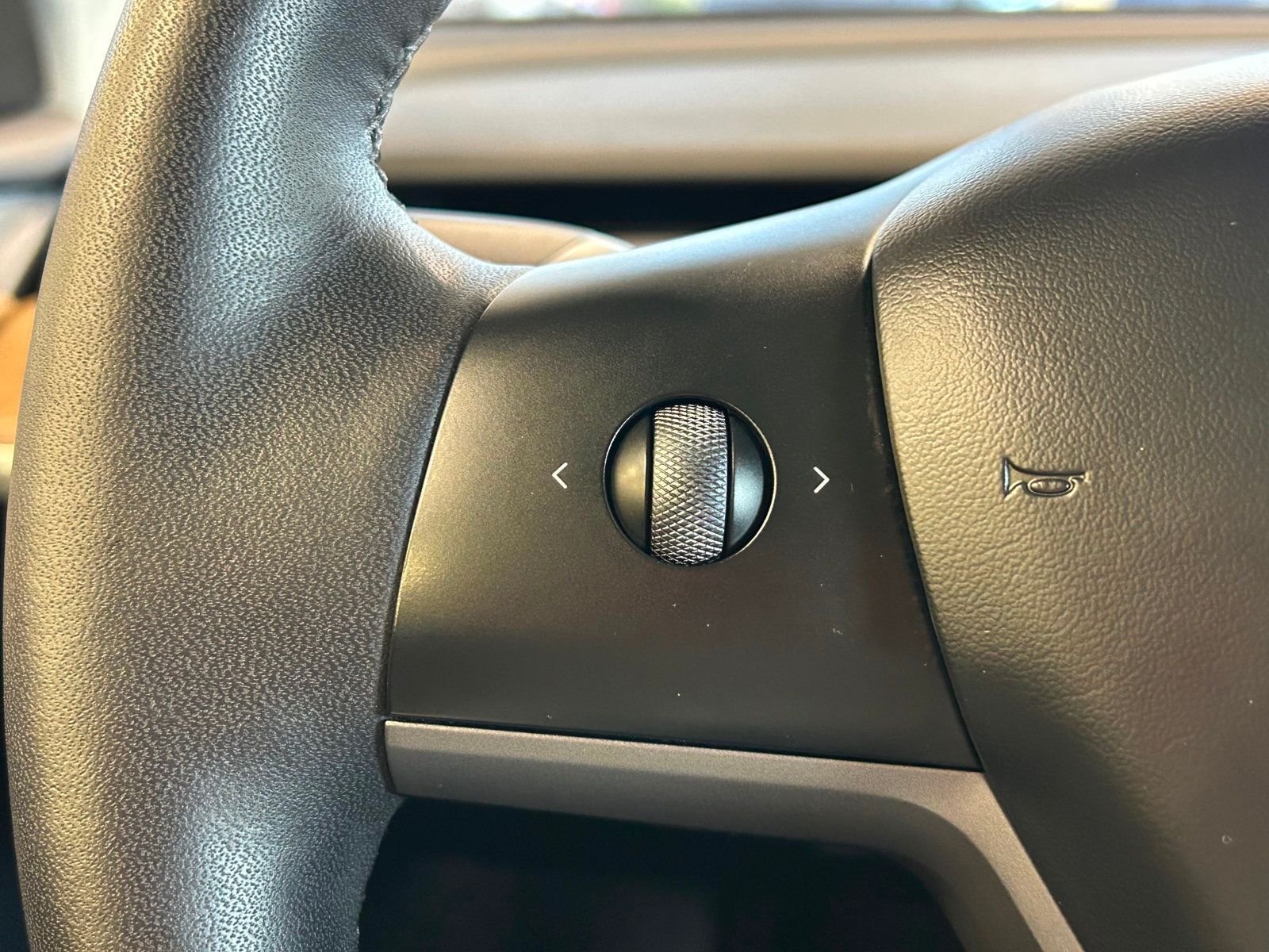 2023 Tesla Model Y Long Range photo 26
