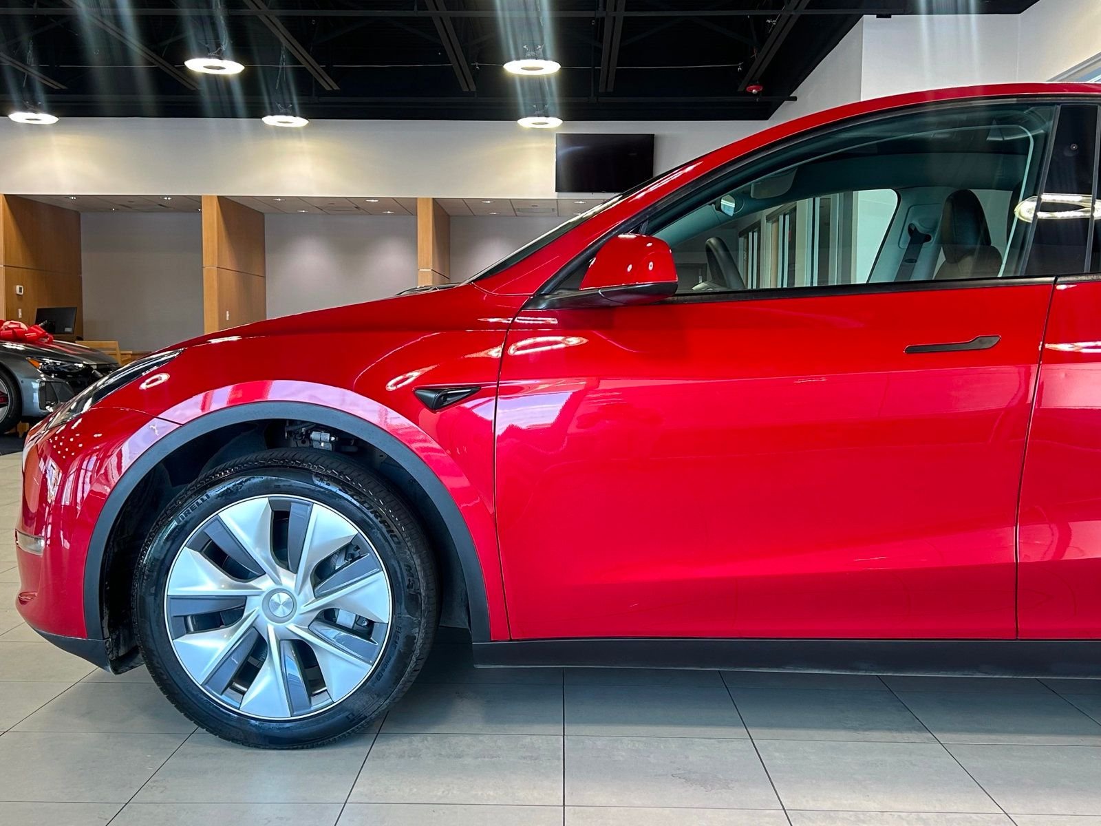 2023 Tesla Model Y Long Range photo 8