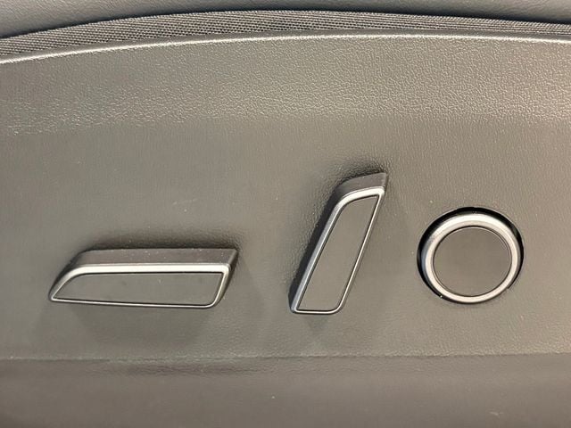 2023 Tesla Model Y Long Range AWD - 22938085 - 19