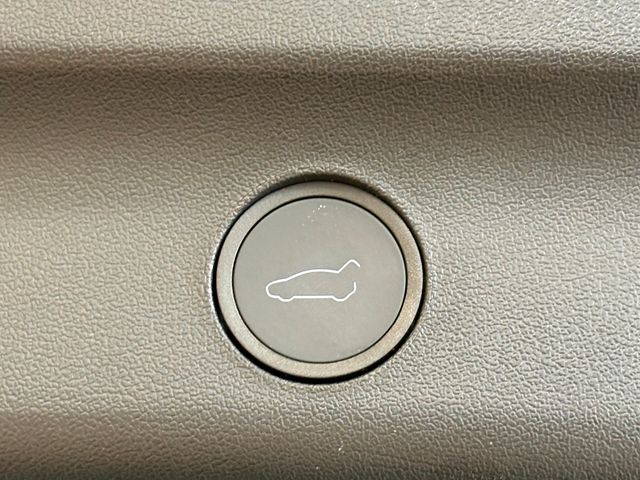 2023 Tesla Model Y Long Range AWD - 22938085 - 37