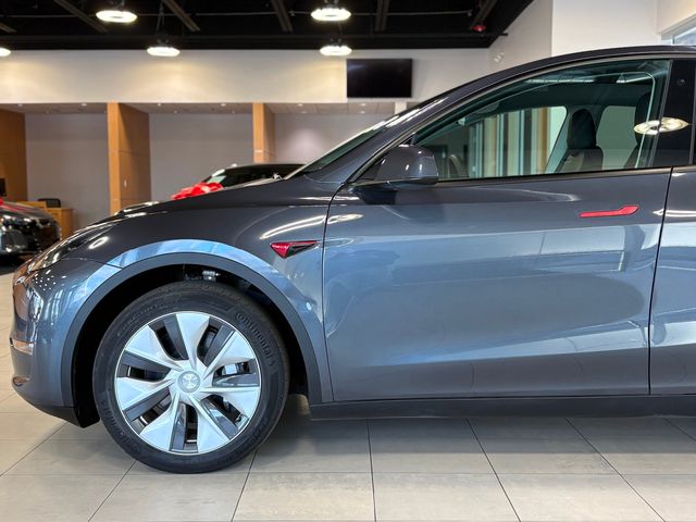 2023 Tesla Model Y Long Range AWD - 22938085 - 7
