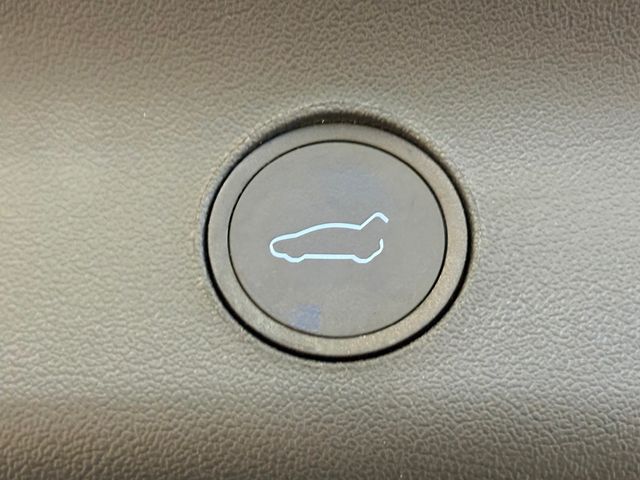 2023 Tesla Model Y Long Range AWD - 22951201 - 35