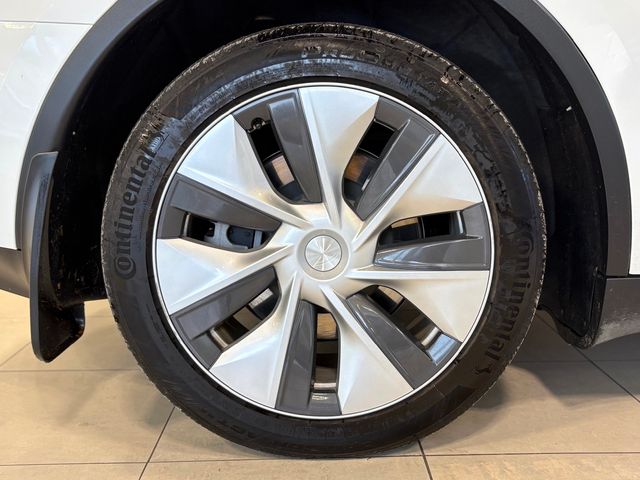 2023 Tesla Model Y Long Range AWD - 22951201 - 38