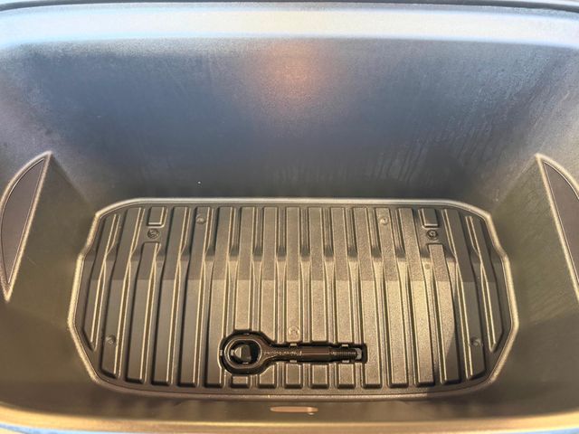 2023 Tesla Model Y Long Range AWD - 22989221 - 35