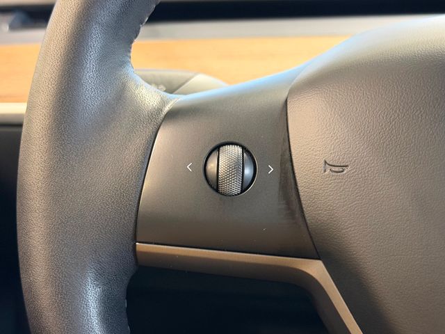 2023 Tesla Model Y Long Range AWD - 22992815 - 24