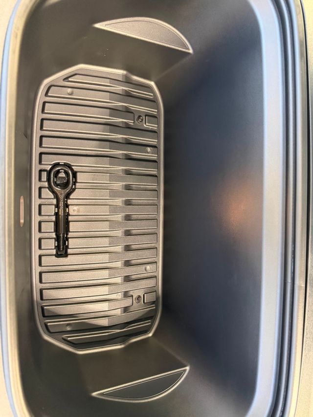 2023 Tesla Model Y Long Range AWD - 22992815 - 37