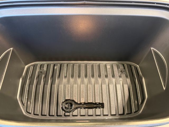 2023 Tesla Model Y Long Range AWD - 22995795 - 36