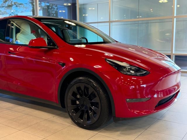 2023 Tesla Model Y Long Range Dual Motor All-Wheel Drive's photo