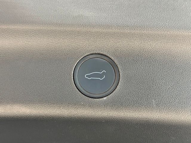 2023 Tesla Model Y Long Range AWD - 23044122 - 37