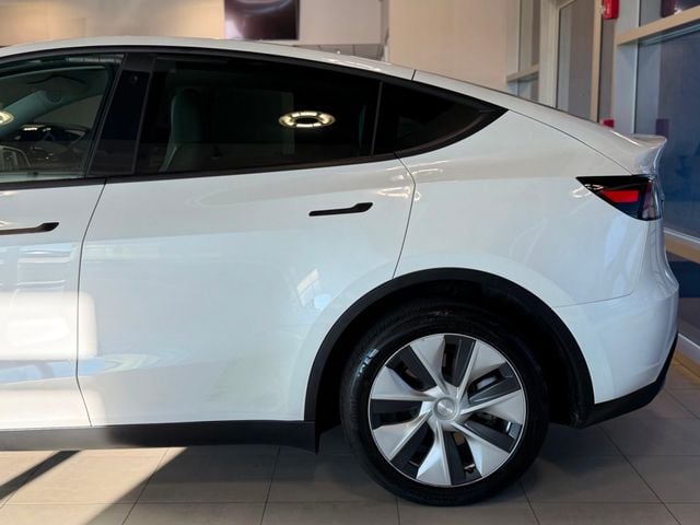 2023 Tesla Model Y Long Range AWD - 23044122 - 8