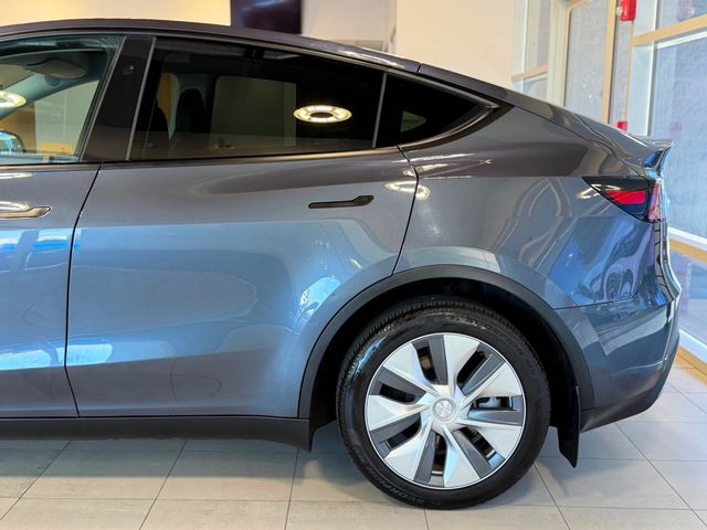 2023 Tesla Model Y Long Range AWD - 23050708 - 8