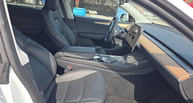 2023 Tesla Model Y Long Range AWD - 23060178 - 4