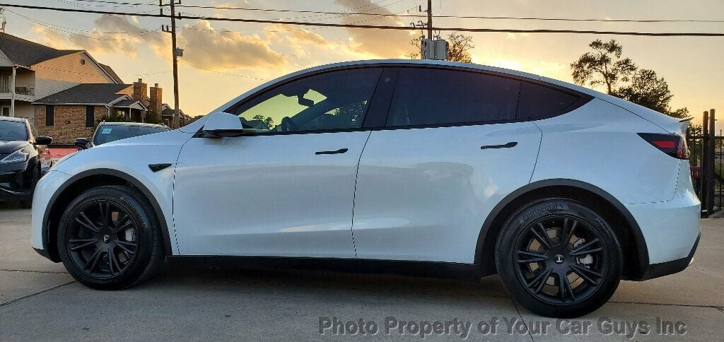 2023 Tesla Model Y Long Range AWD - 22685434 - 20