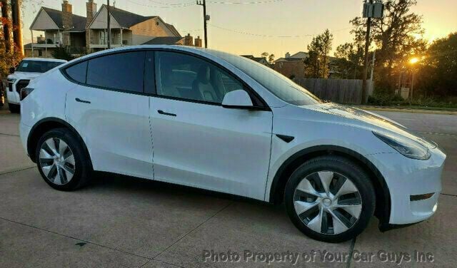 2023 Tesla Model Y Long Range AWD - 22959010 - 18