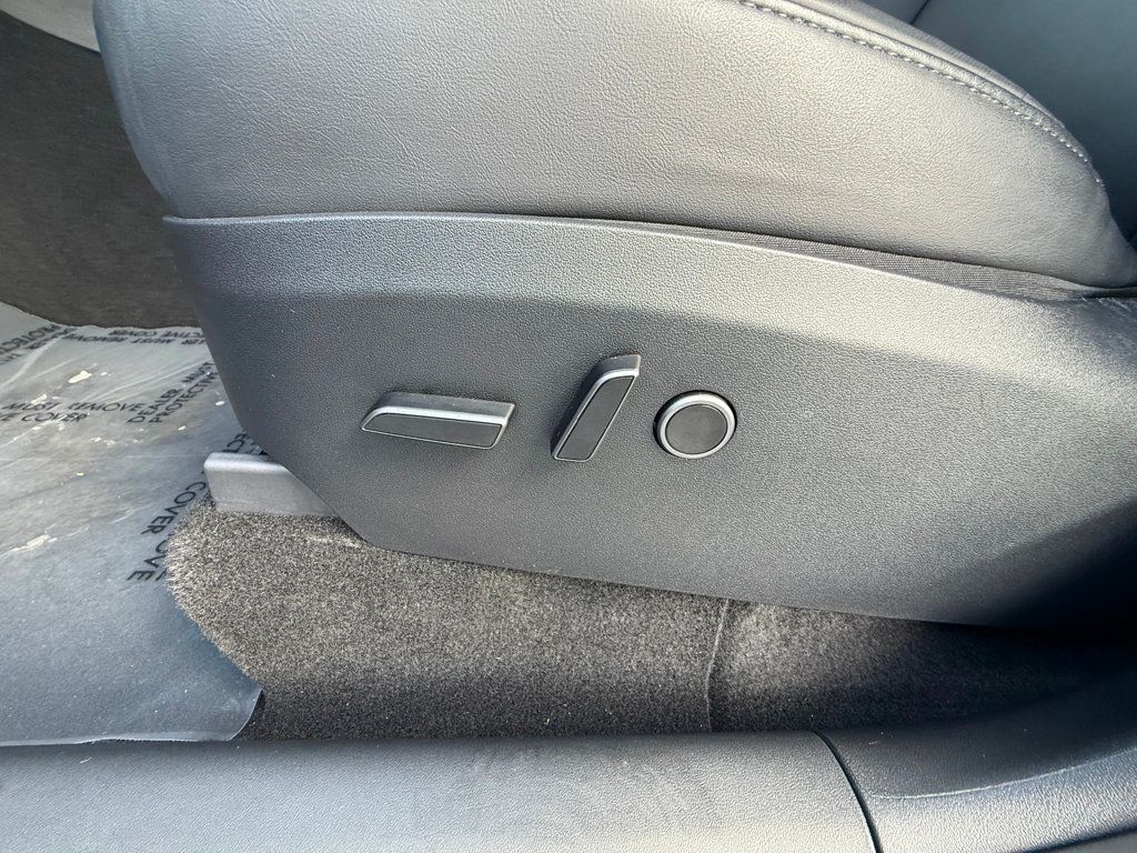 2023 Tesla Model Y Long Range photo 12