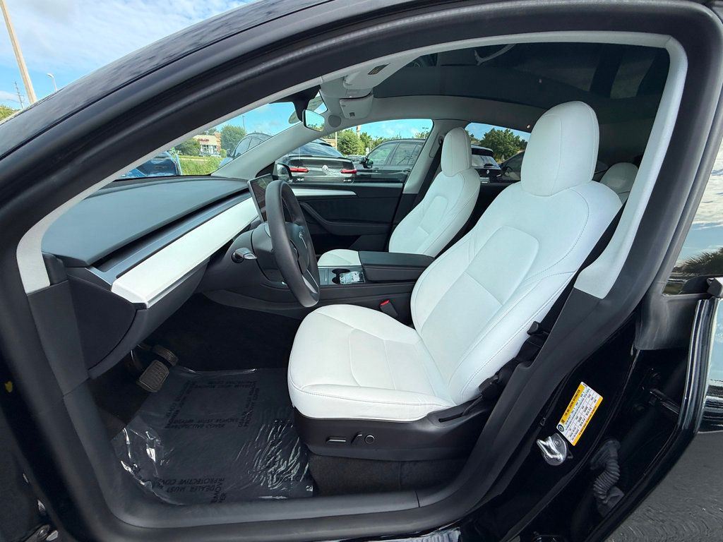 2023 Tesla Model Y Long Range photo 4