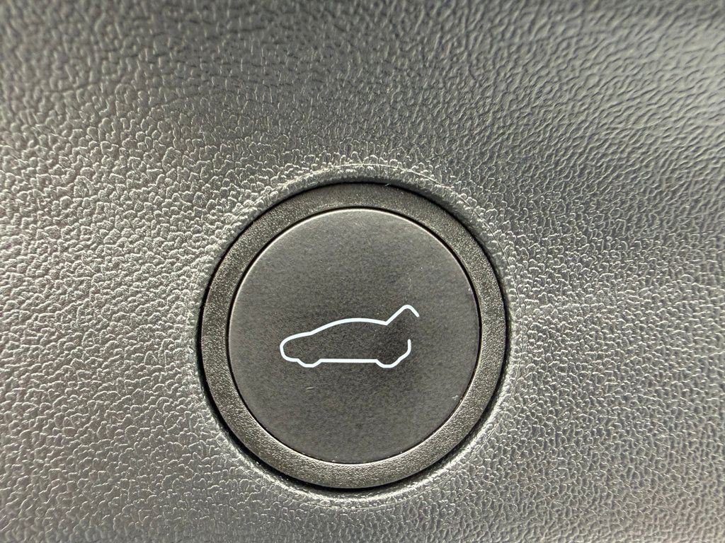 2023 Tesla Model Y Long Range AWD - 22923132 - 24