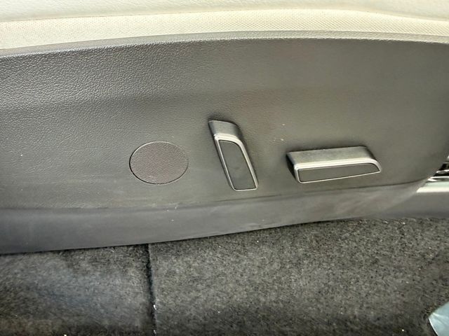 2023 Tesla Model Y Long Range AWD - 22923132 - 28