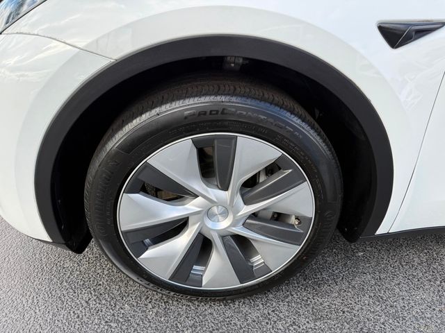 2023 Tesla Model Y Long Range AWD - 22923132 - 33
