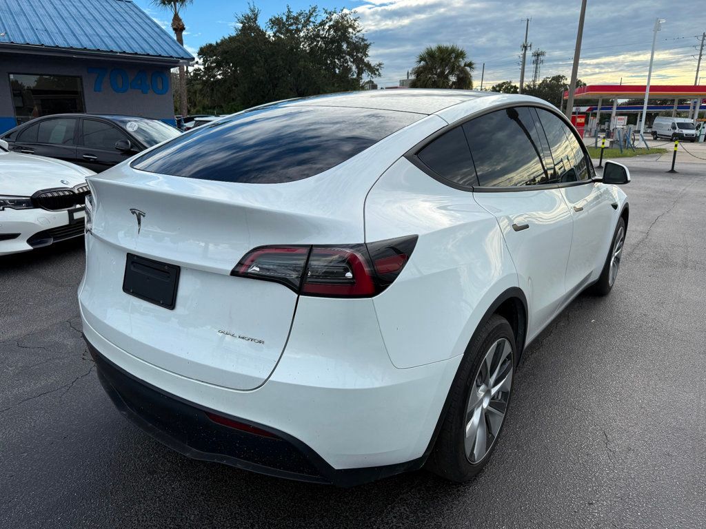 2023 Tesla Model Y Long Range photo 5