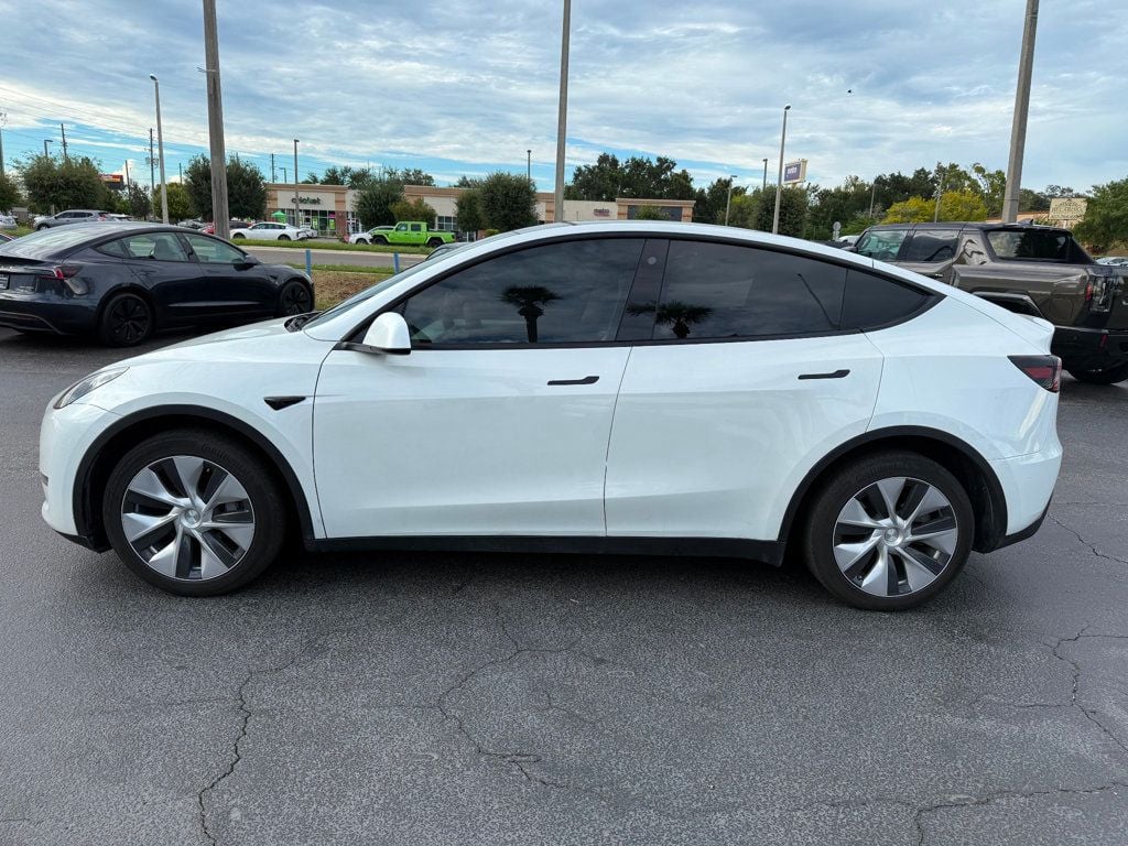 2023 Tesla Model Y Long Range photo 8