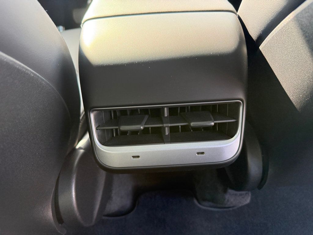 2023 Tesla Model Y Long Range AWD - 22981644 - 26