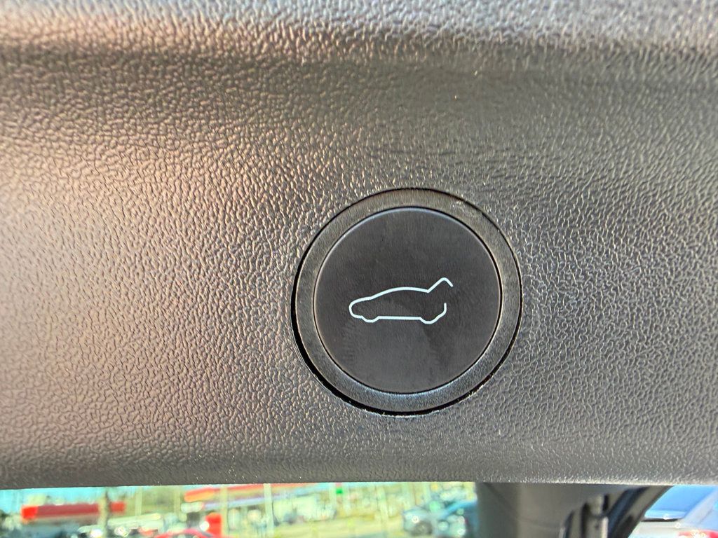 2023 Tesla Model Y Long Range AWD - 22983585 - 24