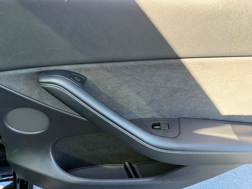 2023 Tesla Model Y Long Range AWD - 22983585 - 27