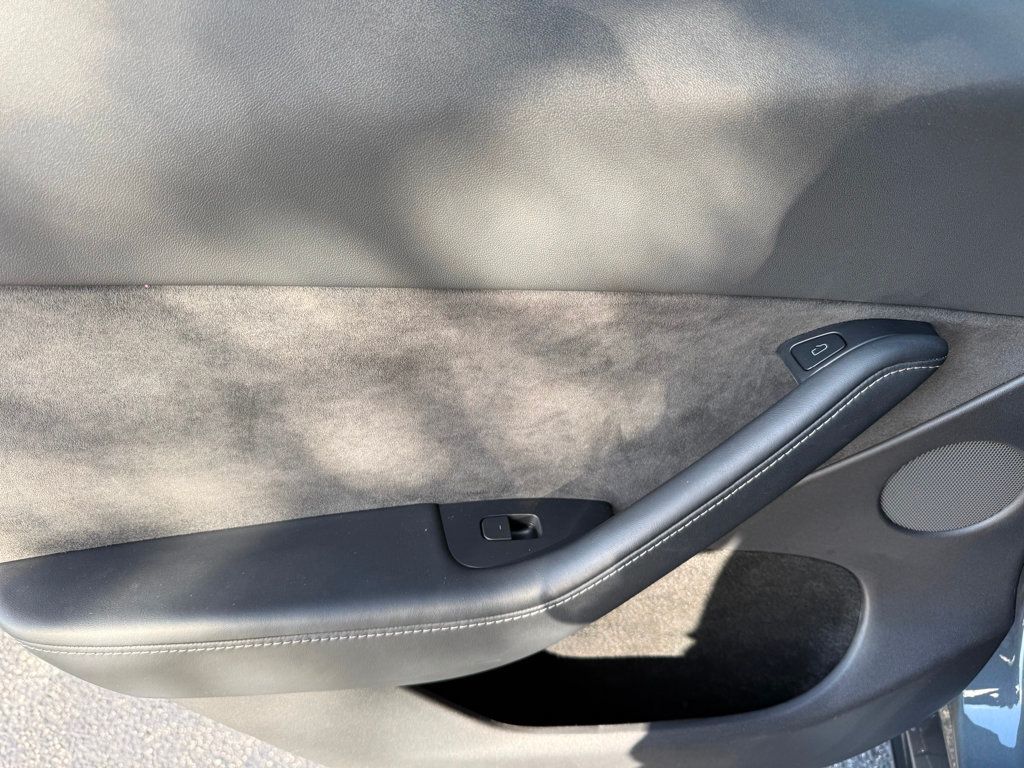 2023 Tesla Model Y Long Range AWD - 23044171 - 20