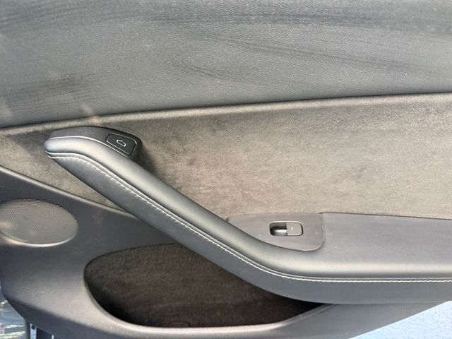 2023 Tesla Model Y Long Range AWD - 23044171 - 27