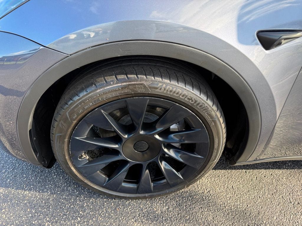 2023 Tesla Model Y Long Range AWD - 23044171 - 34
