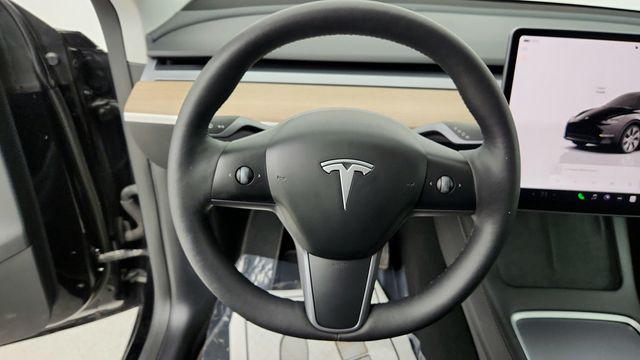 2023 Tesla Model Y Long Range AWD - 22944684 - 12