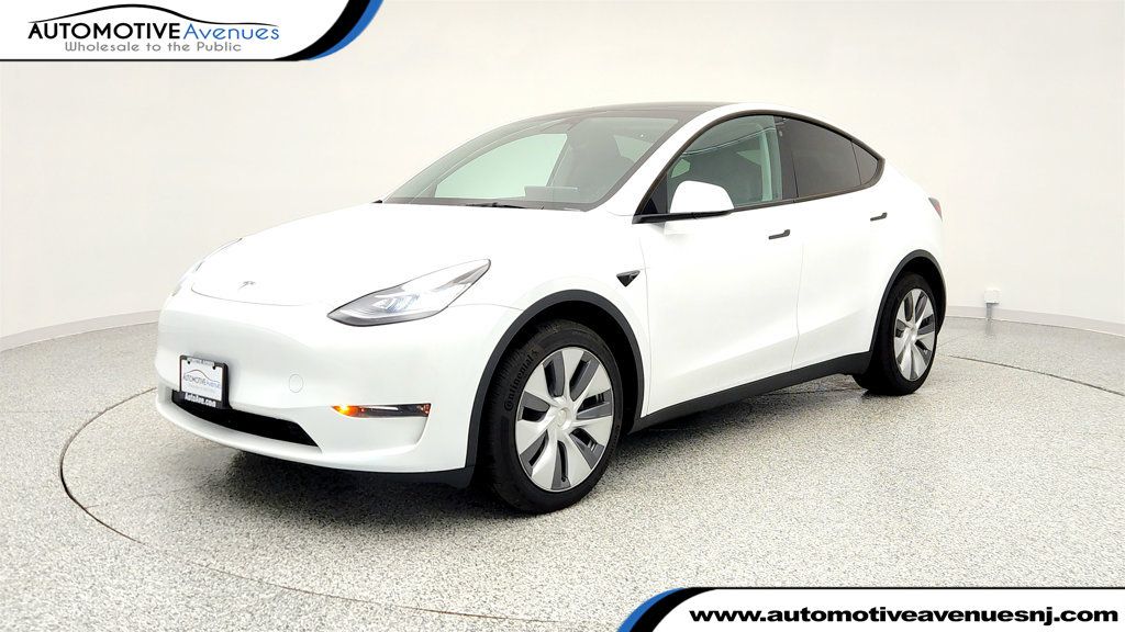 2023 Tesla Model Y Long Range AWD - 22963995 | Video 1