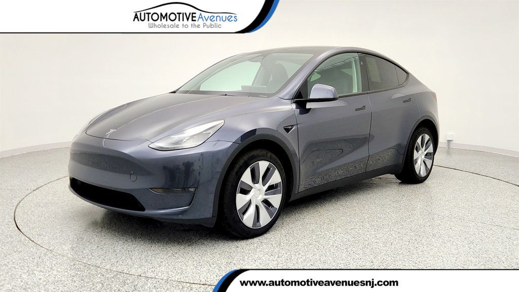 2023 Tesla Model Y Long Range AWD - 22971214 | Video 1
