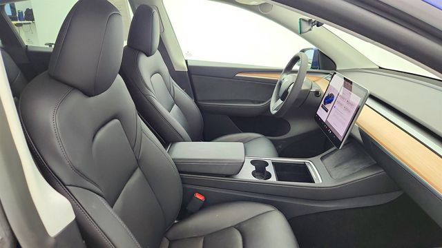 2023 Tesla Model Y Long Range AWD - 22998992 - 24