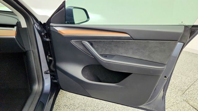 2023 Tesla Model Y Long Range AWD - 23002170 - 29