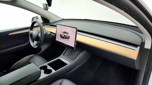 2023 Tesla Model Y Long Range AWD - 23009532 - 28