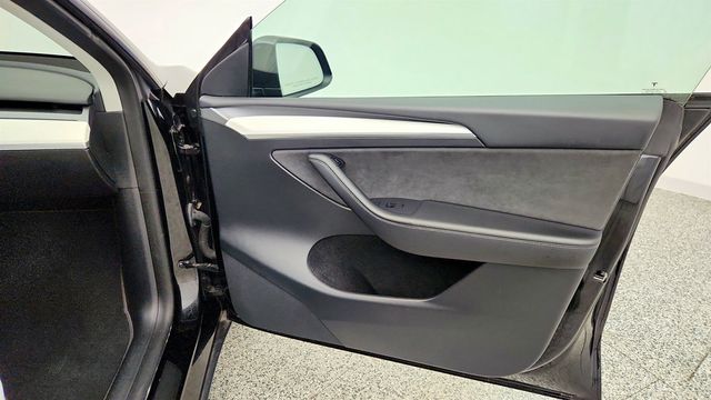 2023 Tesla Model Y Long Range AWD - 23019564 - 29