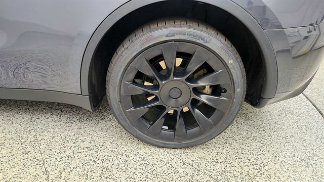2023 Tesla Model Y Long Range AWD - 23041989 - 9