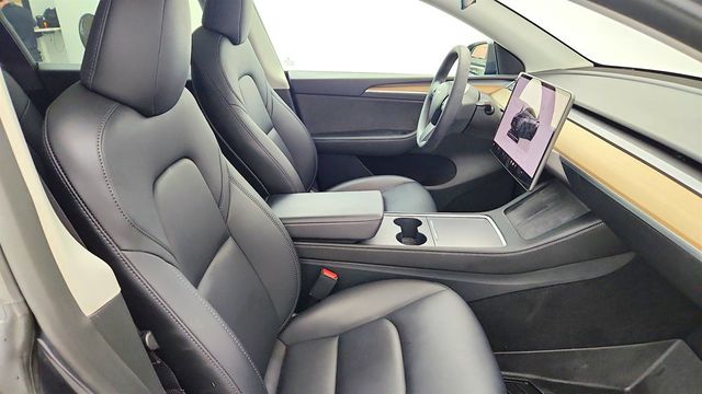 2023 Tesla Model Y Long Range AWD - 23041989 - 21