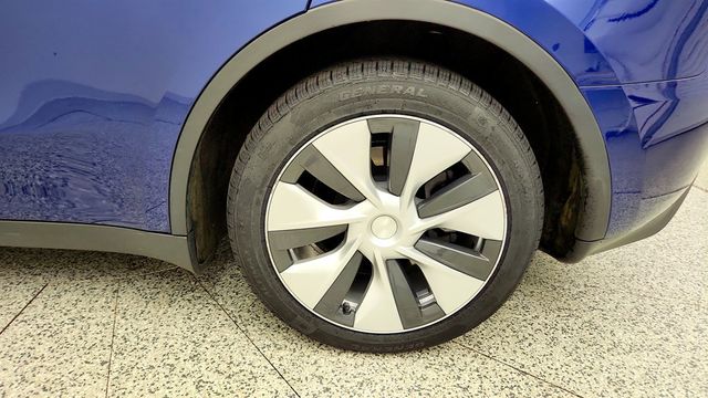 2023 Tesla Model Y Long Range AWD - 23047005 - 8