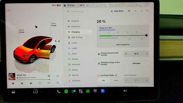 2023 Tesla Model Y Long Range AWD - 23054784 - 17